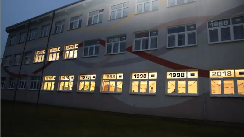 V ploze jsou k seznmen pijat krizov opaten v souvislosti s nkazou COVID -19 (koranaviru) vetn vzev sttnch a sprvnch orgn Krizov opaten: Habartov